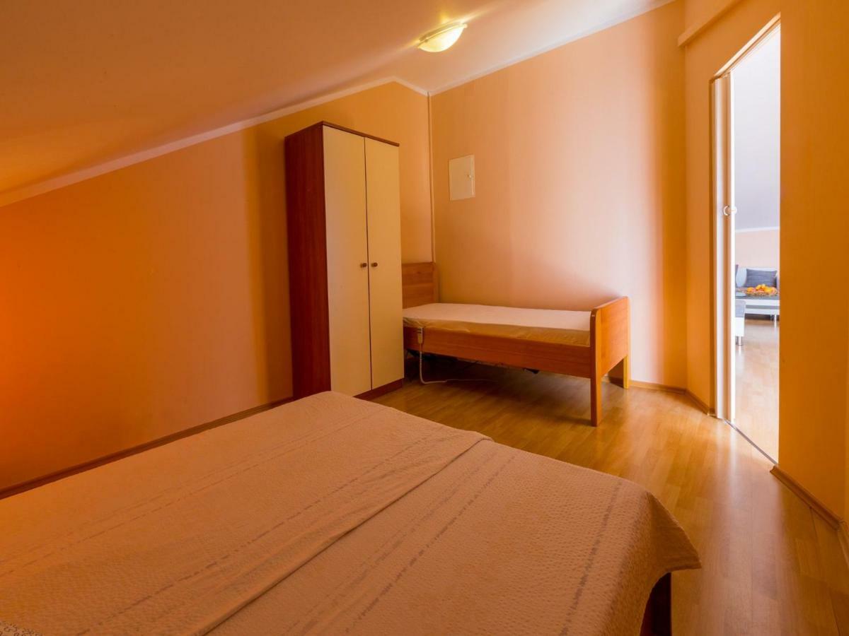 Alin Apartment