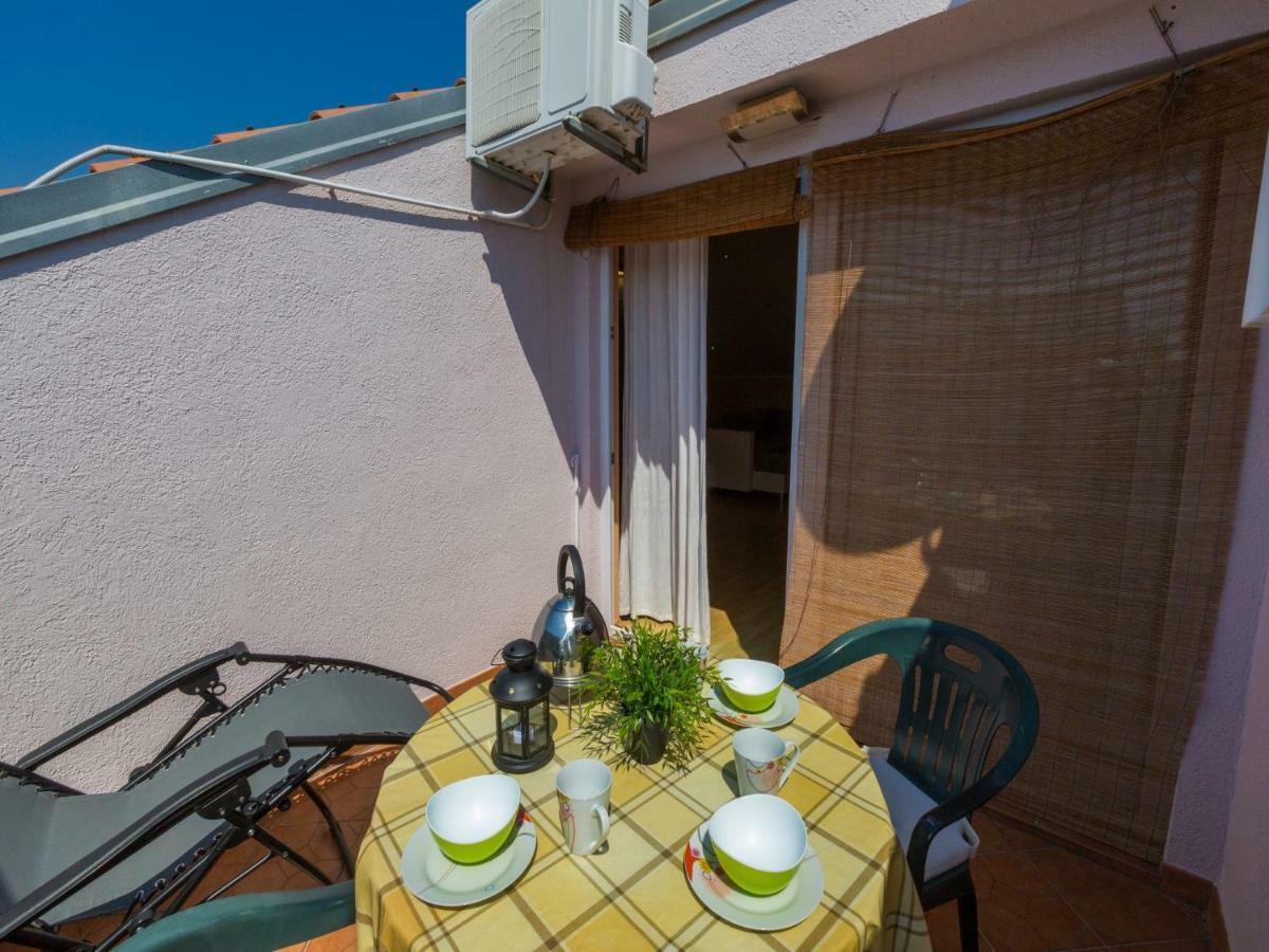 Alin Apartment