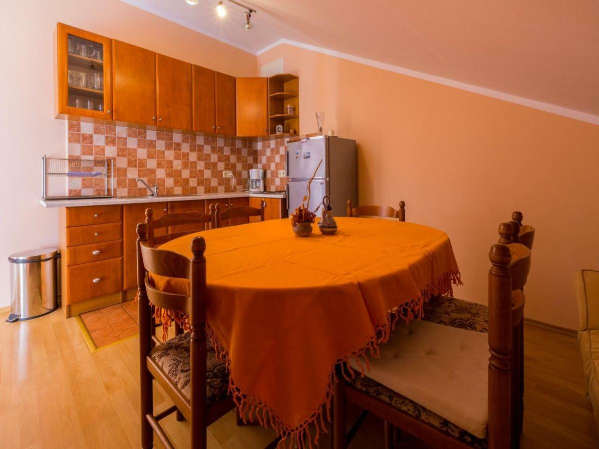 Apartment Alin *