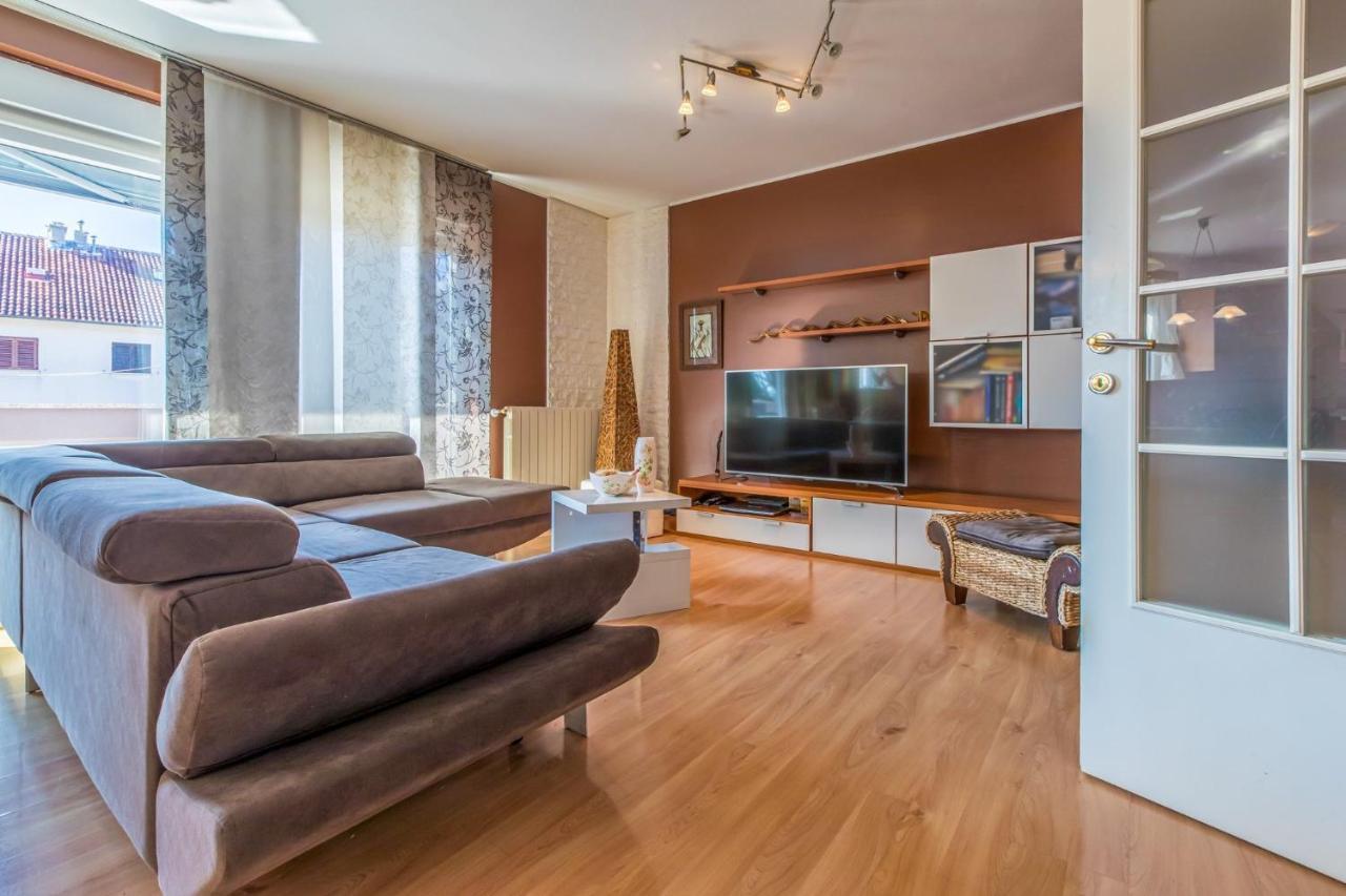 Alin Apartment