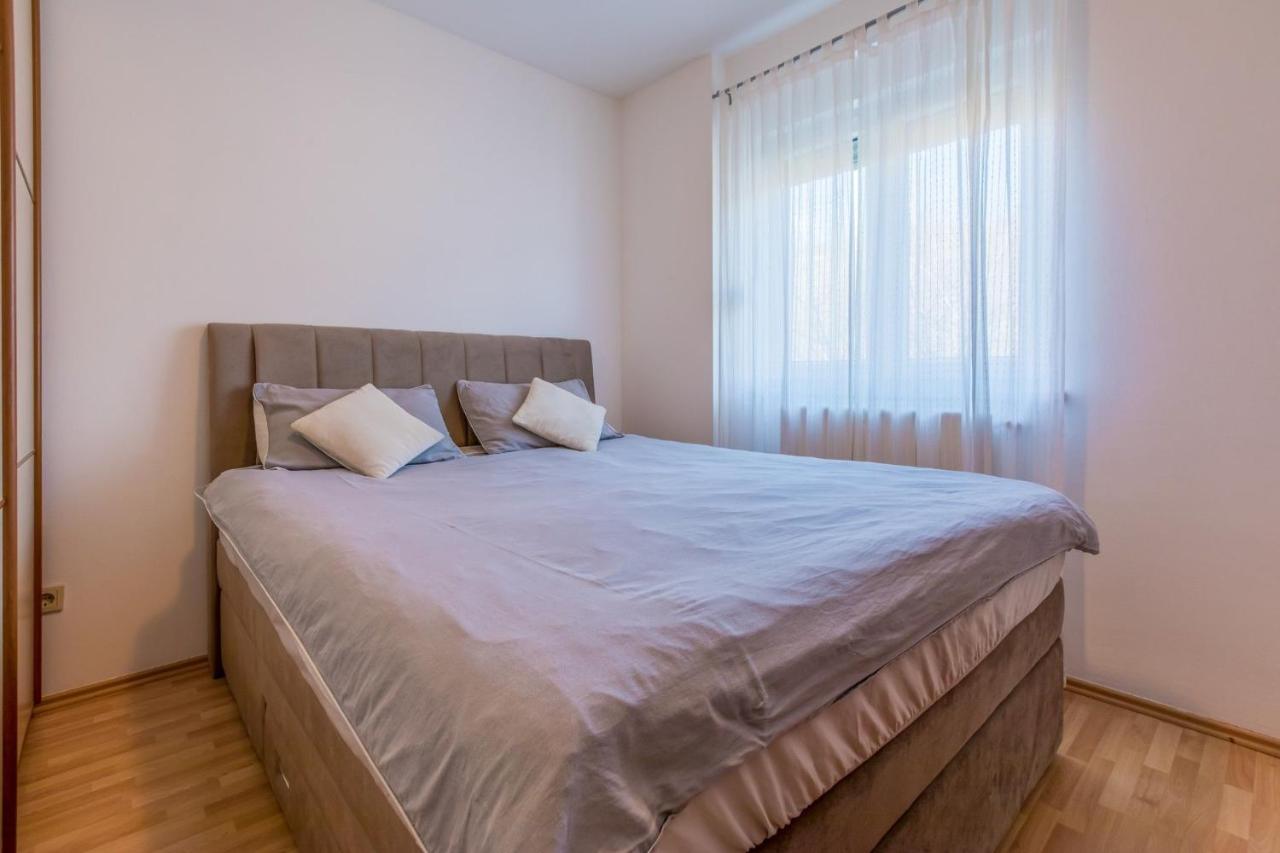 Alin Apartment *