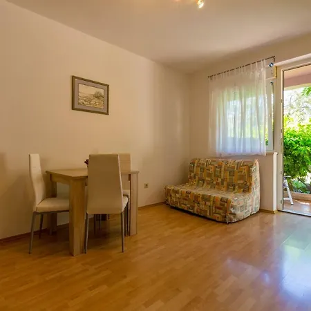 Apartments Alin Dramalj Exterior photo